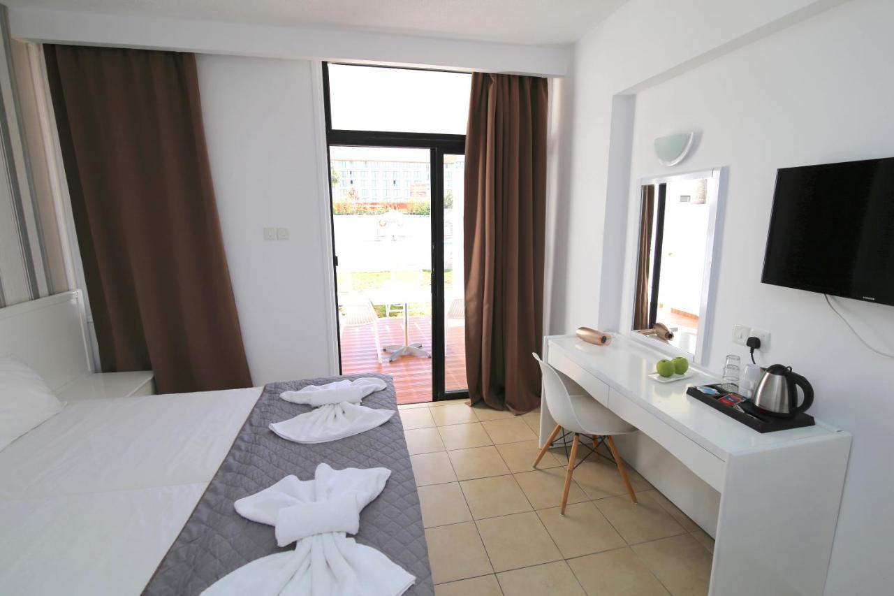 Lantiana Napa Aparthotel Айя-Напа Екстер'єр фото