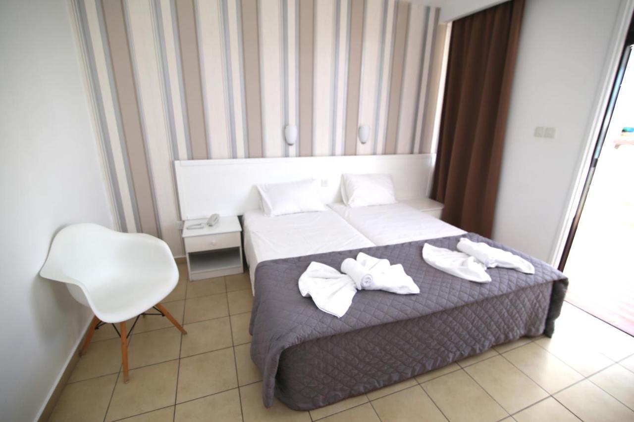 Lantiana Napa Aparthotel Айя-Напа Екстер'єр фото