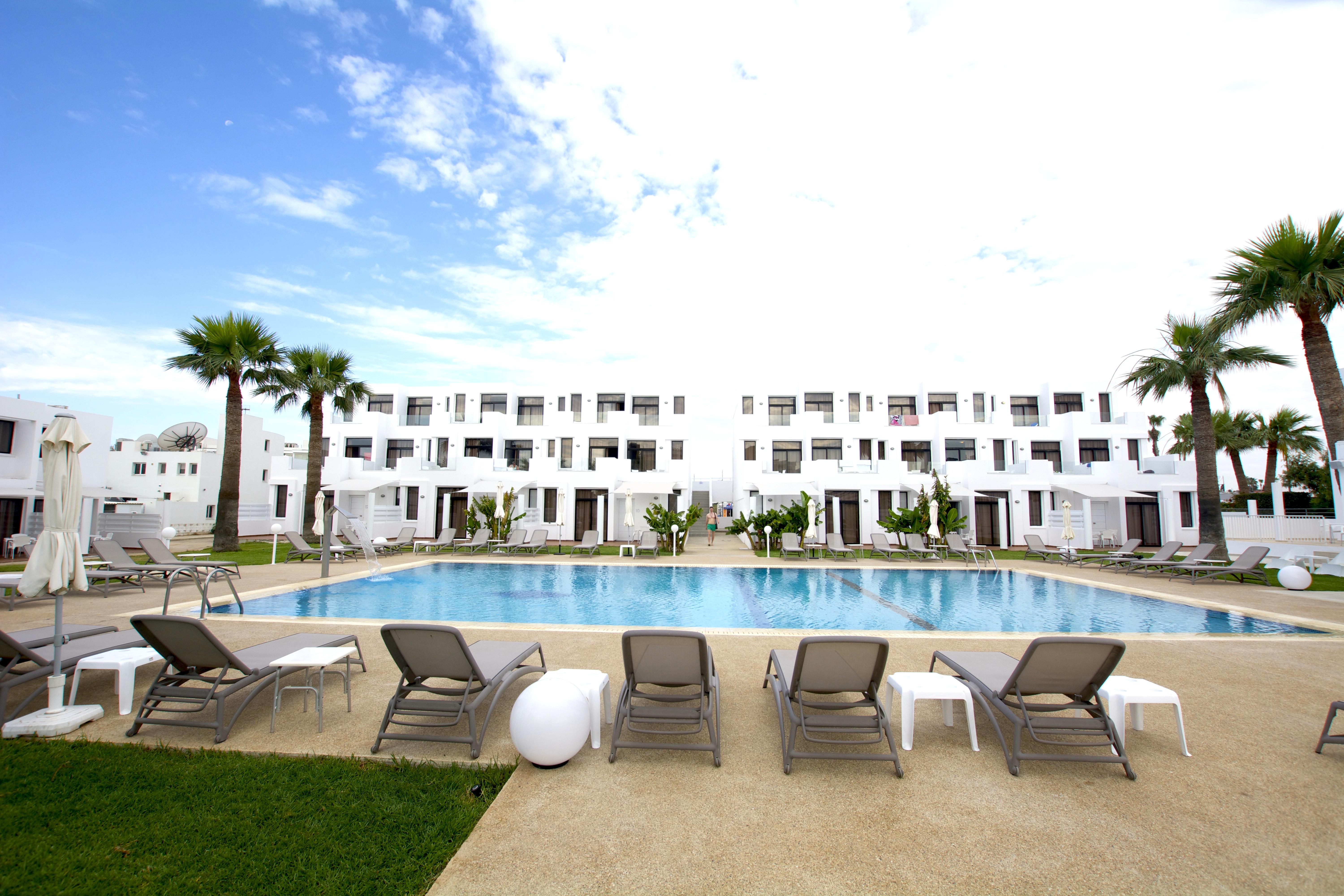 Lantiana Napa Aparthotel Айя-Напа Екстер'єр фото