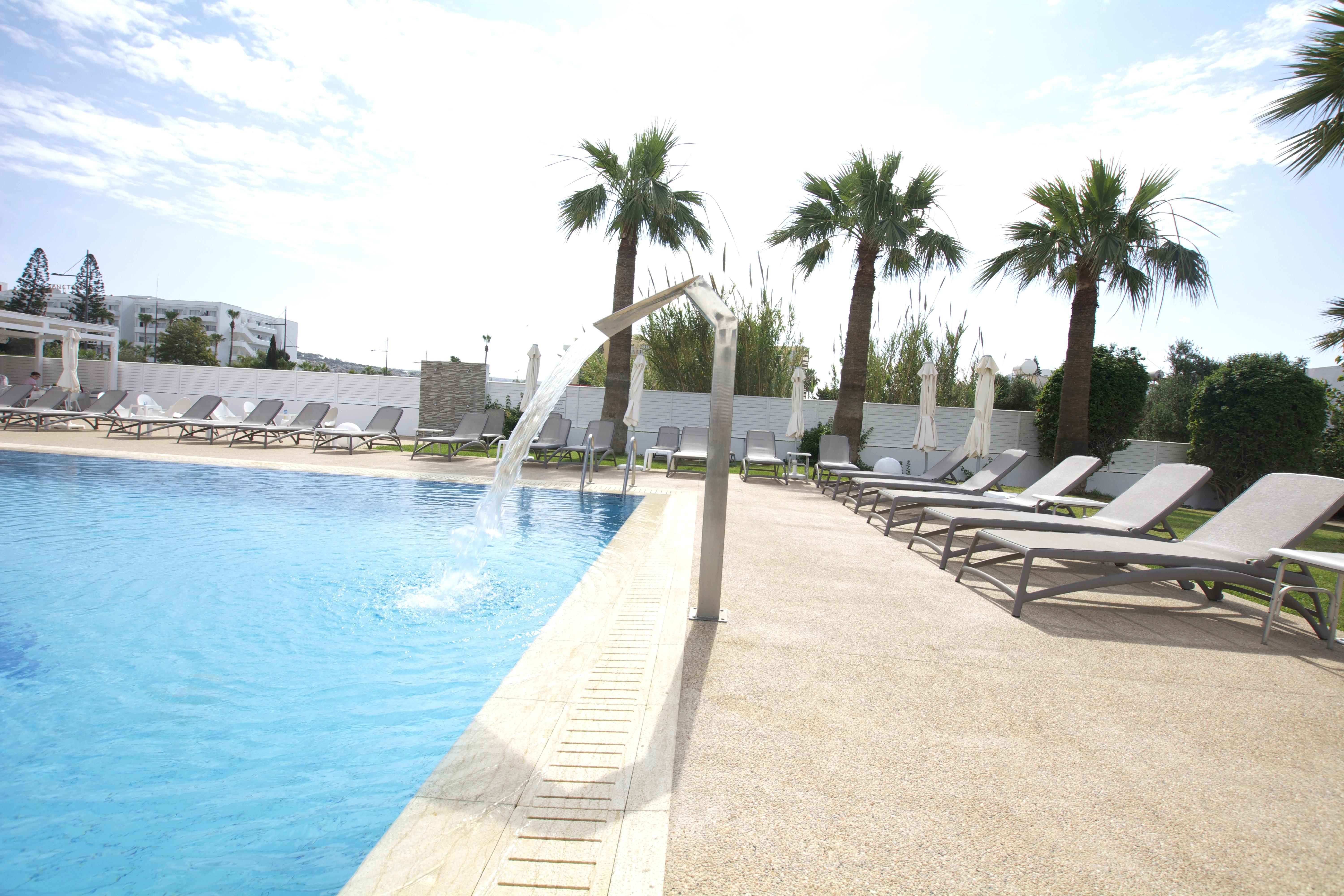 Lantiana Napa Aparthotel Айя-Напа Екстер'єр фото