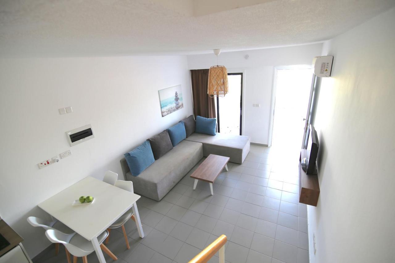 Lantiana Napa Aparthotel Айя-Напа Екстер'єр фото
