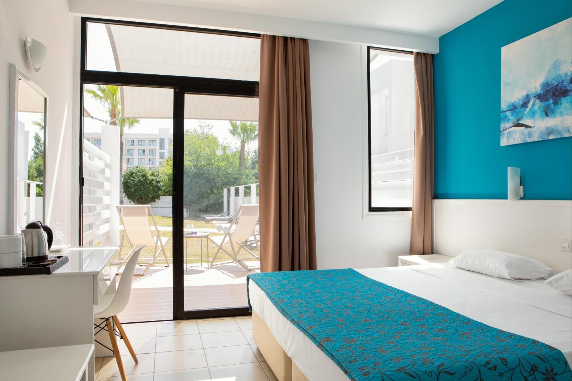 Lantiana Napa Aparthotel Айя-Напа Екстер'єр фото