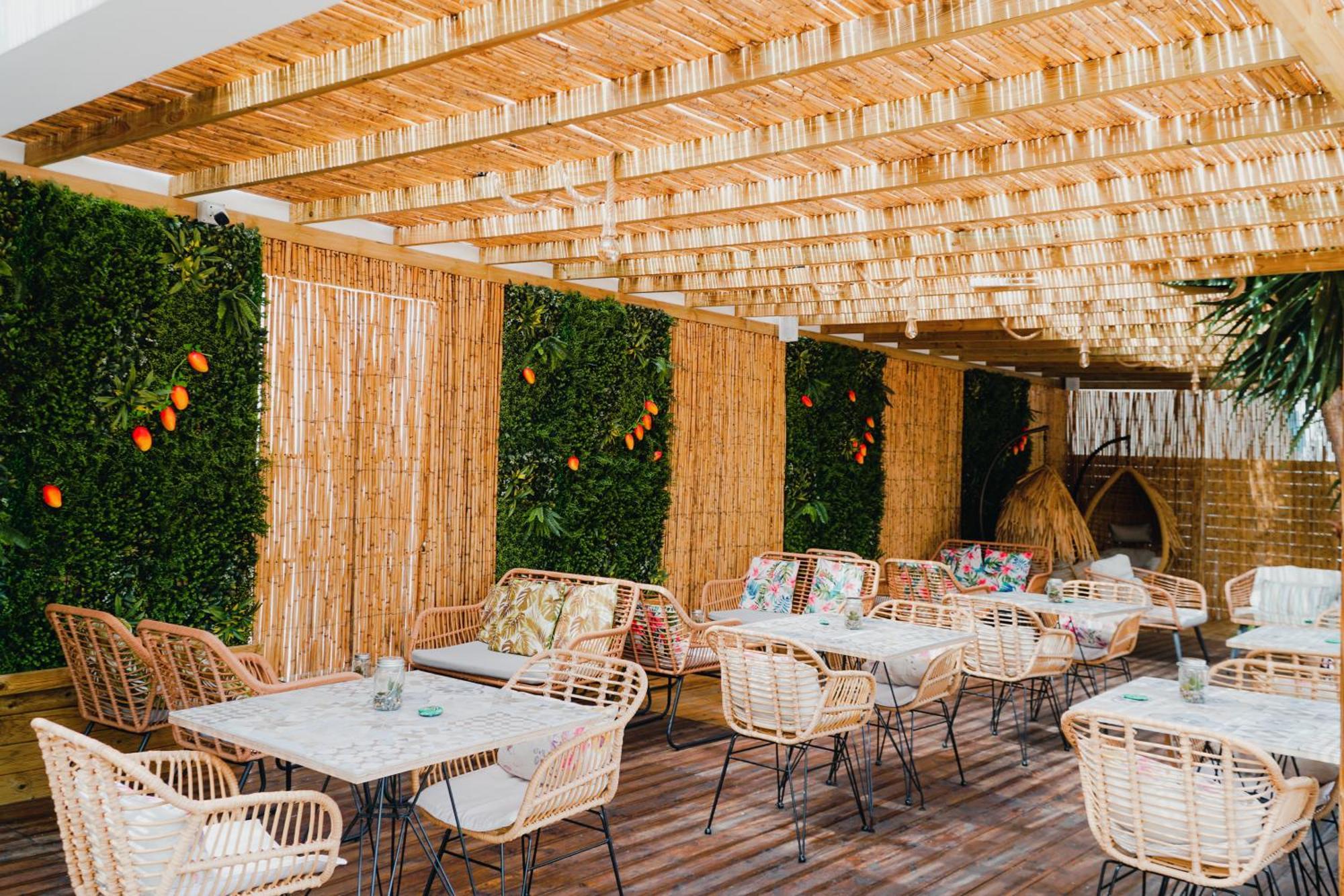 Lantiana Napa Aparthotel Айя-Напа Екстер'єр фото